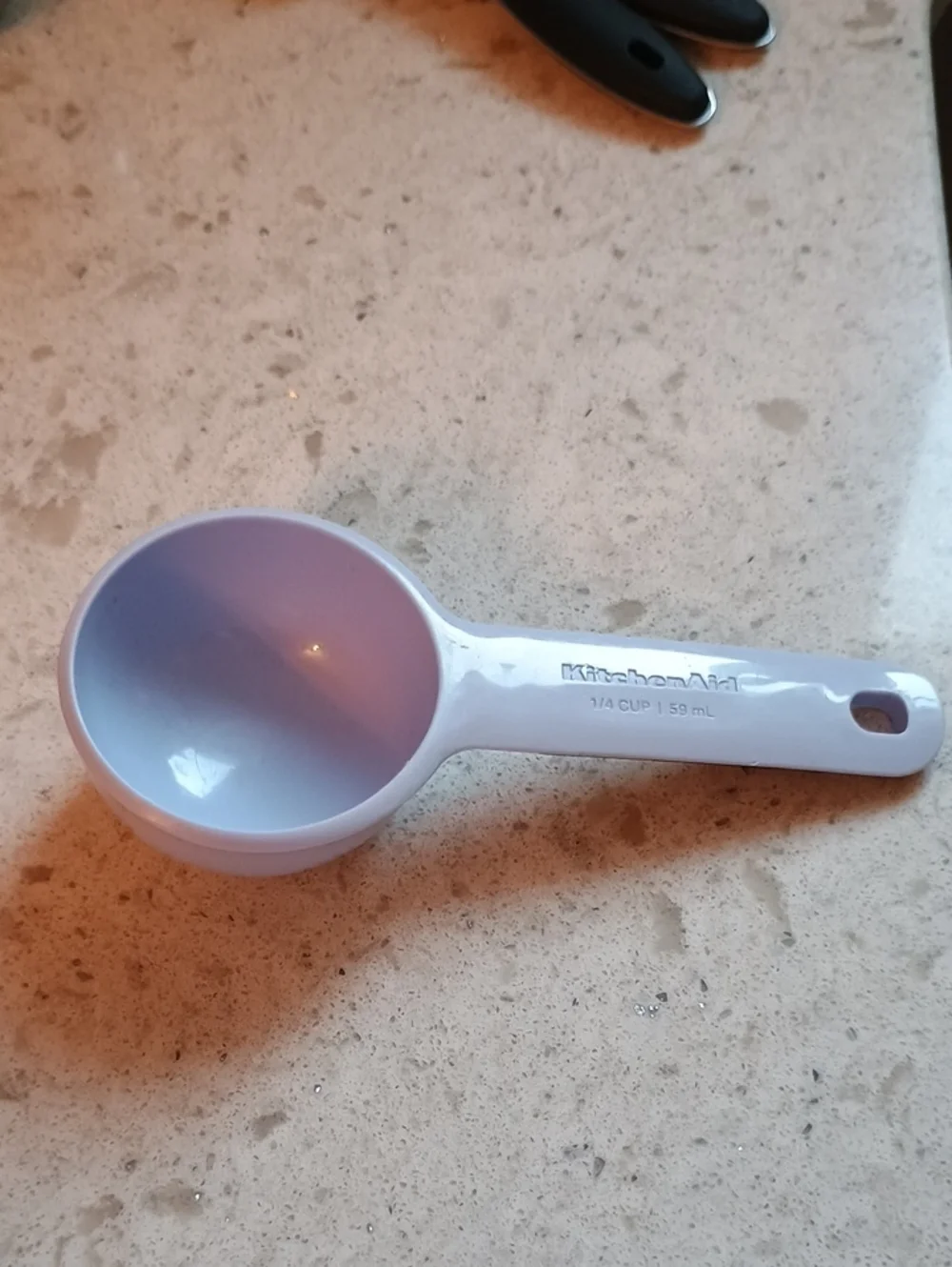 3 Piece Set KitchenAid Lavender Plastic Cup Measuring Scoop, 1, 1/3, 1/4 Cup